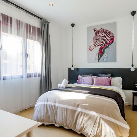 Ayz Javier Cabrini - Auto Check-In Property Madrid Exterior photo