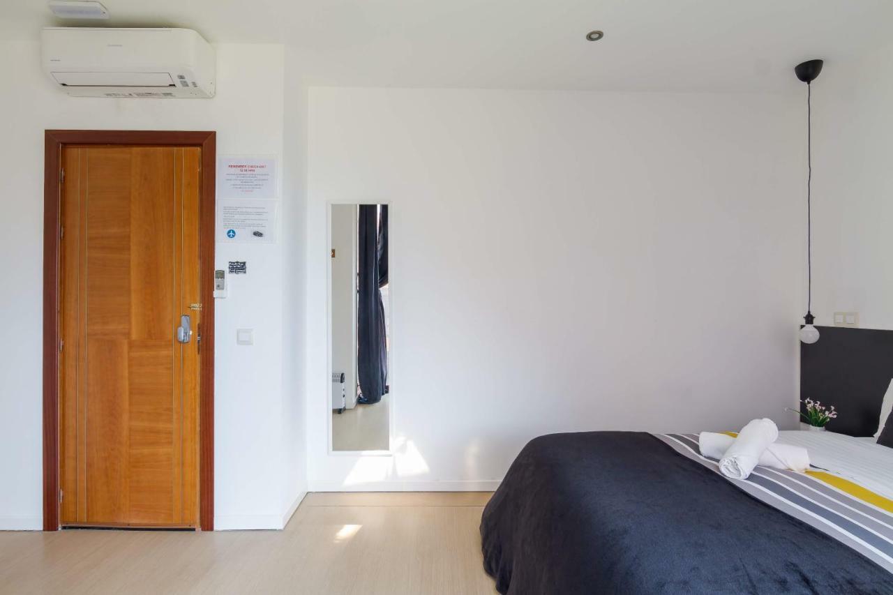 Ayz Javier Cabrini - Auto Check-In Property Madrid Exterior photo