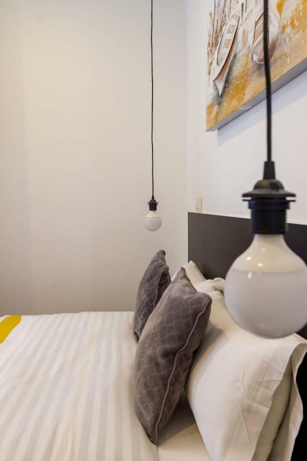 Ayz Javier Cabrini - Auto Check-In Property Madrid Exterior photo