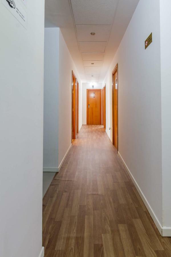 Ayz Javier Cabrini - Auto Check-In Property Madrid Exterior photo